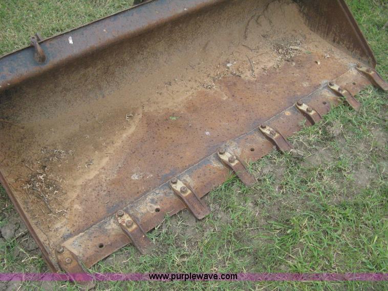 image for item H5325 Caterpillar skid steer bucket