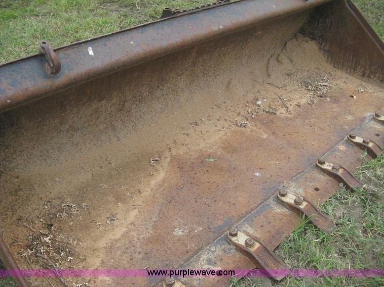 image for item H5325 Caterpillar skid steer bucket