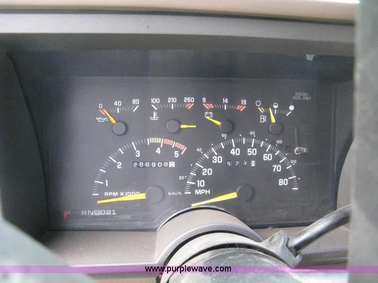 image for item H5327 1993 Chevrolet K3500 Ext. Cab pickup truck