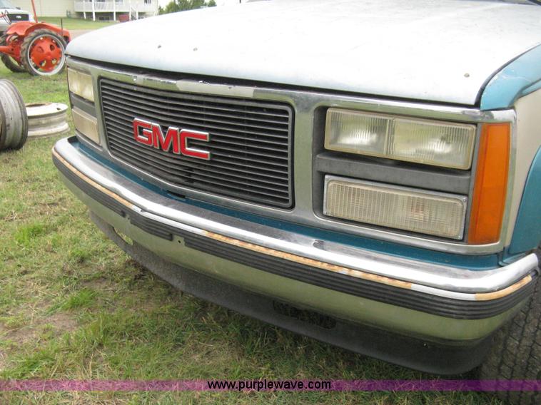 image for item H5327 1993 Chevrolet K3500 Ext. Cab pickup truck