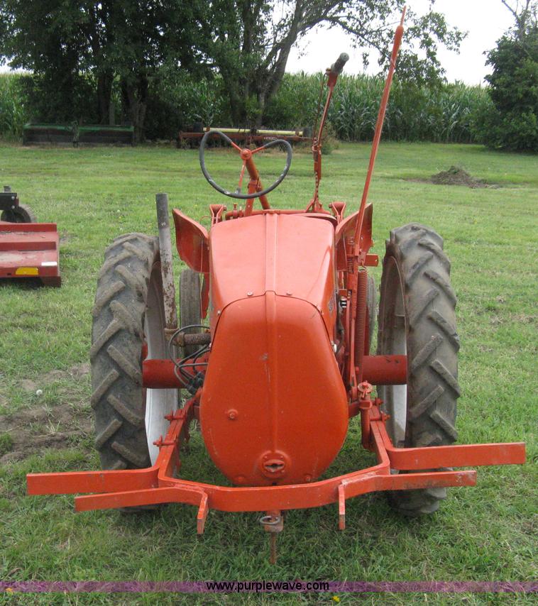 image for item H5329 1947 Allis Chalmers G tractor
