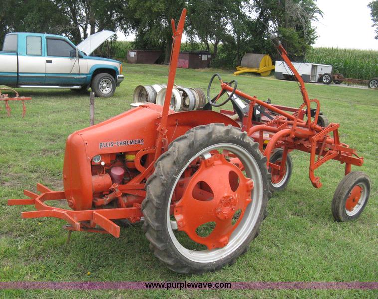 image for item H5329 1947 Allis Chalmers G tractor