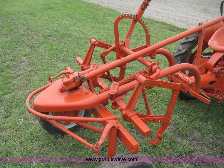 image for item H5329 1947 Allis Chalmers G tractor