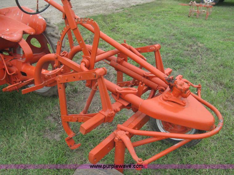 image for item H5329 1947 Allis Chalmers G tractor