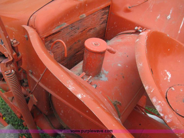 image for item H5329 1947 Allis Chalmers G tractor
