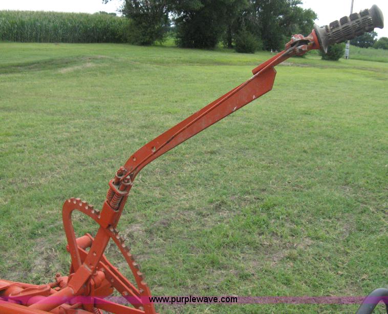image for item H5329 1947 Allis Chalmers G tractor