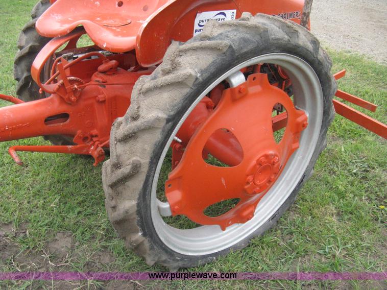 image for item H5329 1947 Allis Chalmers G tractor