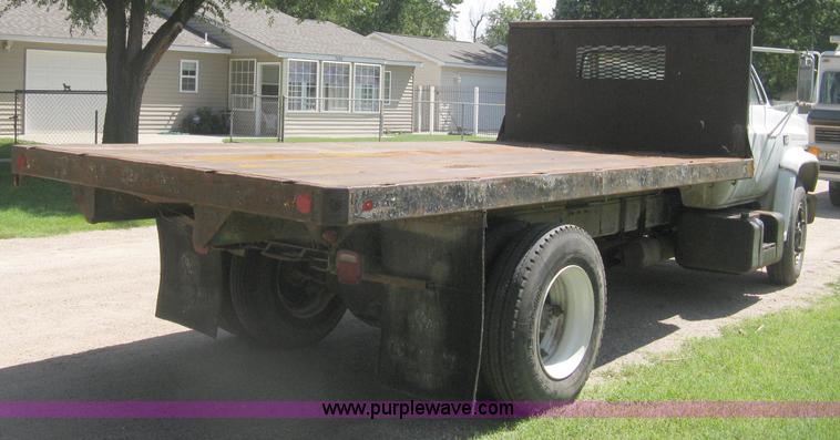 image for item H5344 1987 GMC Sierra 7000 dump bed truck