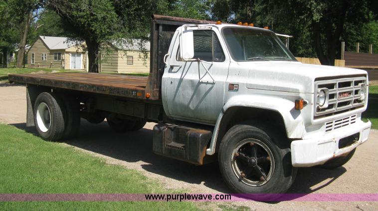 image for item H5344 1987 GMC Sierra 7000 dump bed truck