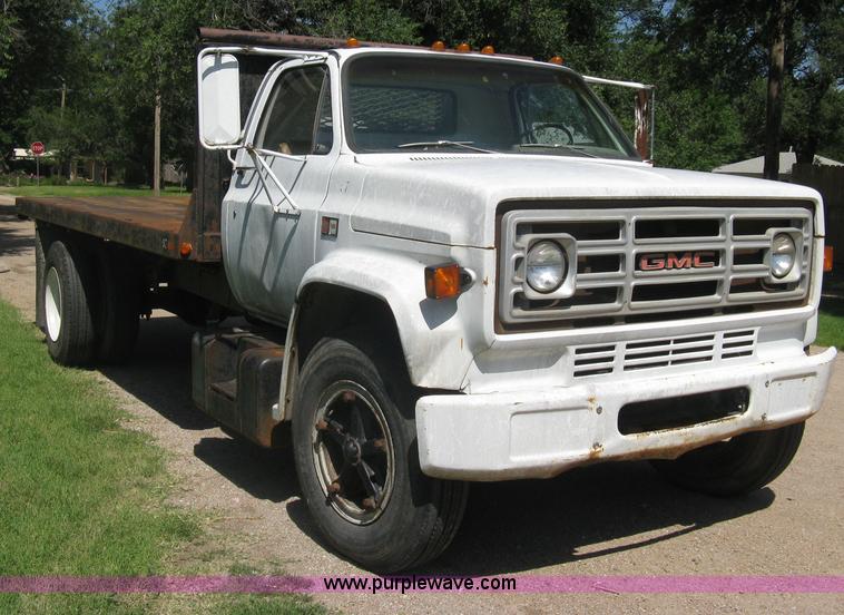 image for item H5344 1987 GMC Sierra 7000 dump bed truck