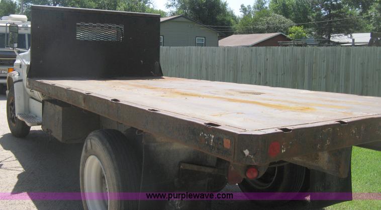 image for item H5344 1987 GMC Sierra 7000 dump bed truck