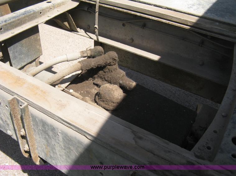 image for item H5344 1987 GMC Sierra 7000 dump bed truck