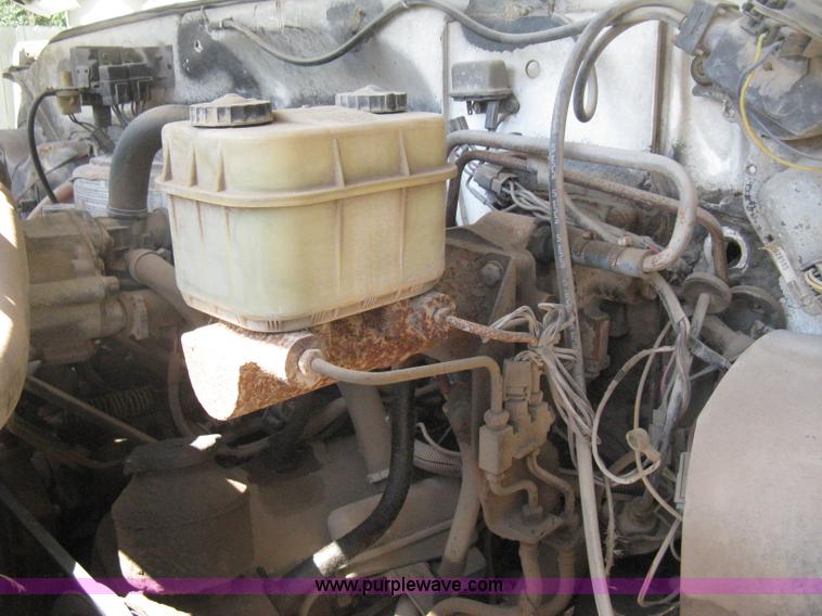 image for item H5344 1987 GMC Sierra 7000 dump bed truck