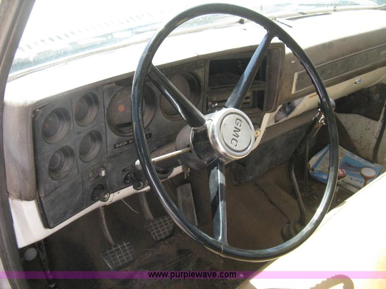 image for item H5344 1987 GMC Sierra 7000 dump bed truck