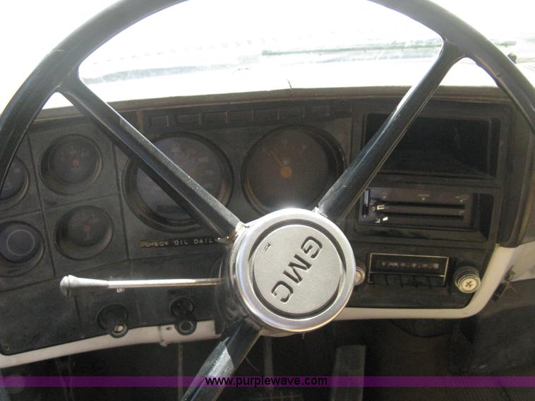 image for item H5344 1987 GMC Sierra 7000 dump bed truck