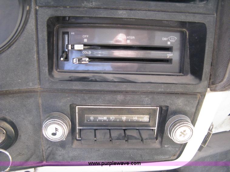 image for item H5344 1987 GMC Sierra 7000 dump bed truck