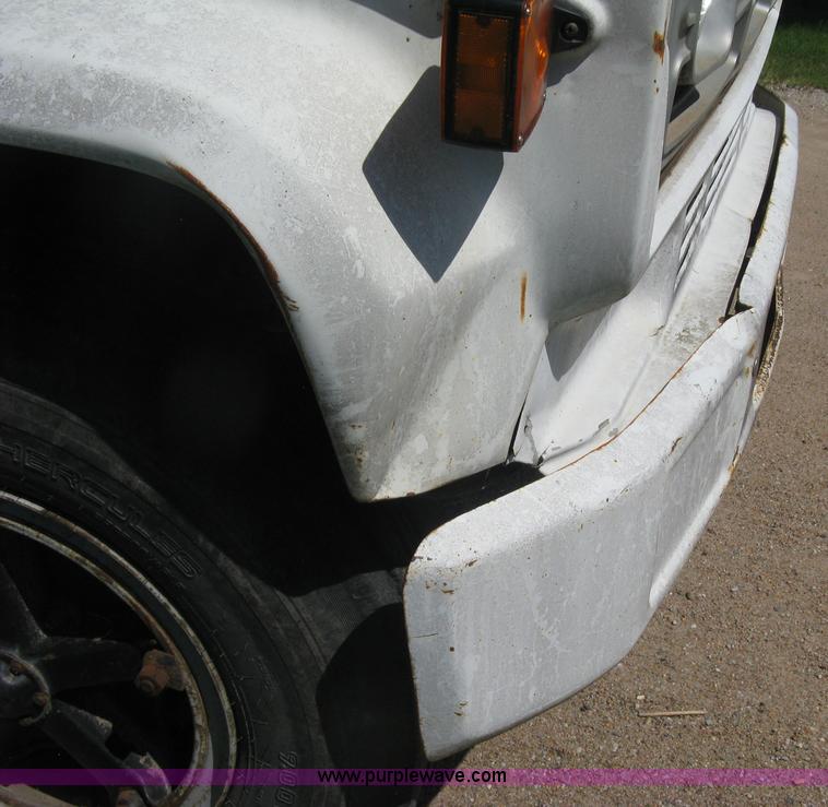 image for item H5344 1987 GMC Sierra 7000 dump bed truck