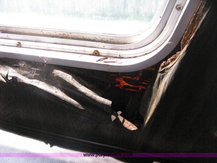 image for item H5348 1977 Vogue Country Club 254 motor home