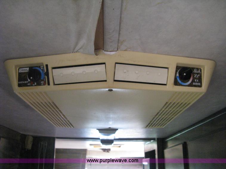 image for item H5348 1977 Vogue Country Club 254 motor home