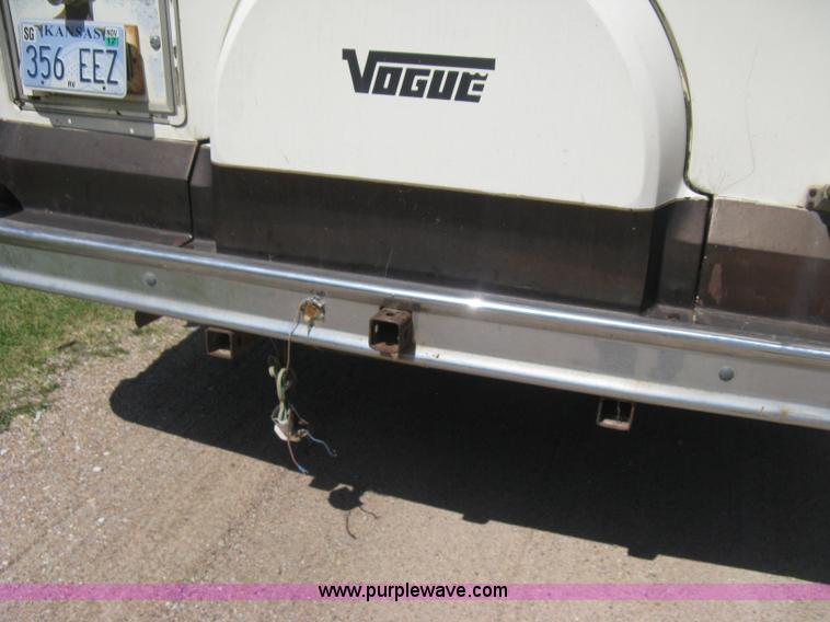 image for item H5348 1977 Vogue Country Club 254 motor home