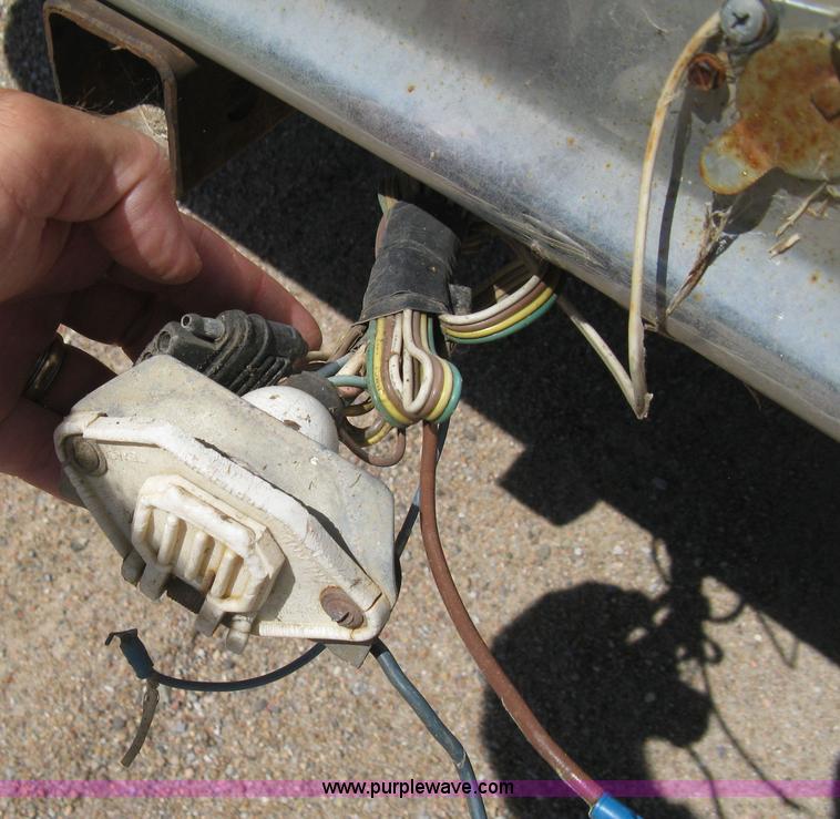 image for item H5348 1977 Vogue Country Club 254 motor home