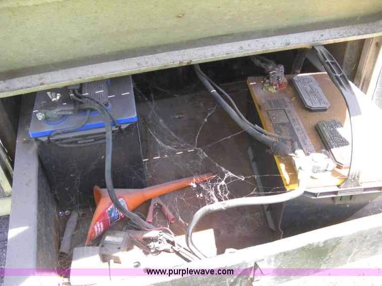 image for item H5348 1977 Vogue Country Club 254 motor home