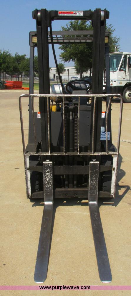 image for item I3492 Yale forklift