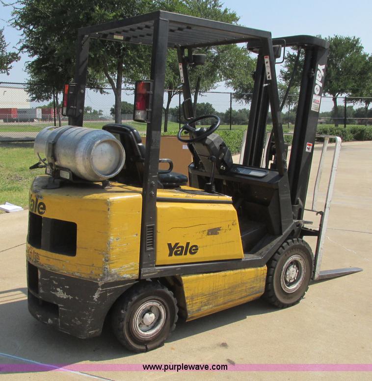 image for item I3492 Yale forklift