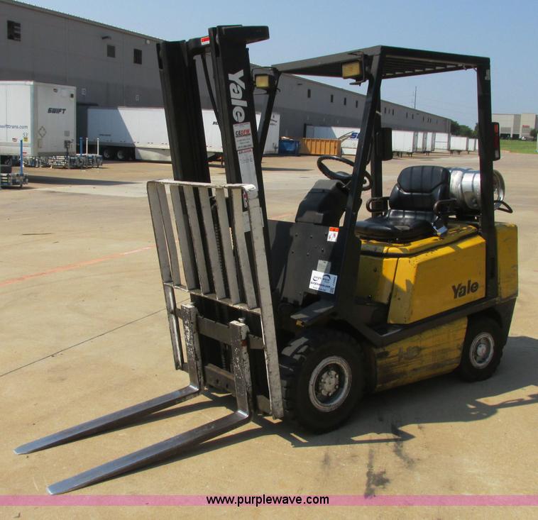 image for item I3492 Yale forklift