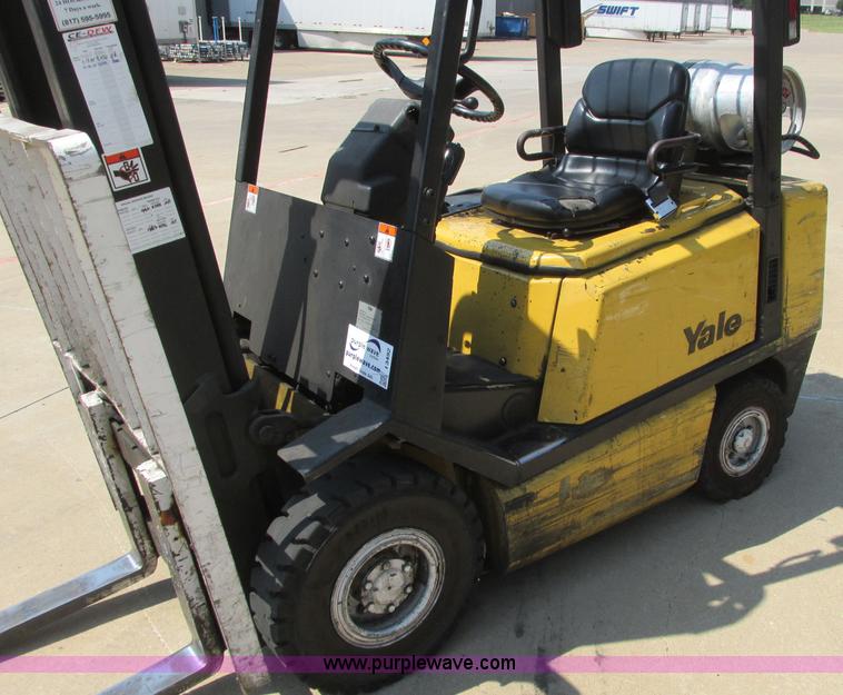 image for item I3492 Yale forklift