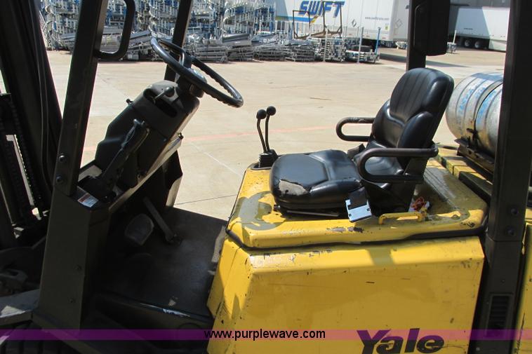 image for item I3492 Yale forklift