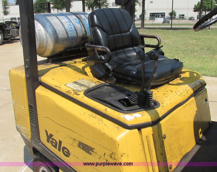 image for item I3492 Yale forklift