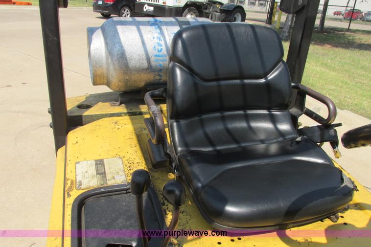 image for item I3492 Yale forklift