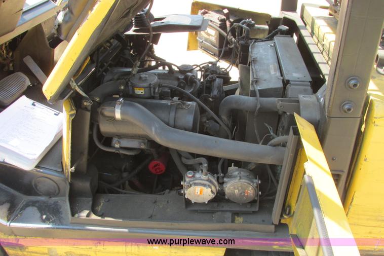 image for item I3492 Yale forklift