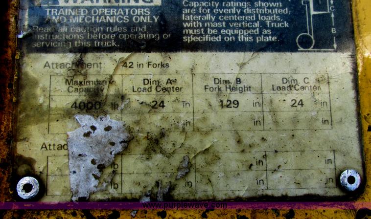 image for item I3492 Yale forklift