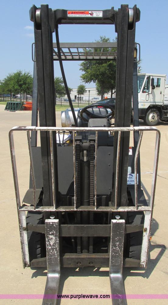 image for item I3492 Yale forklift