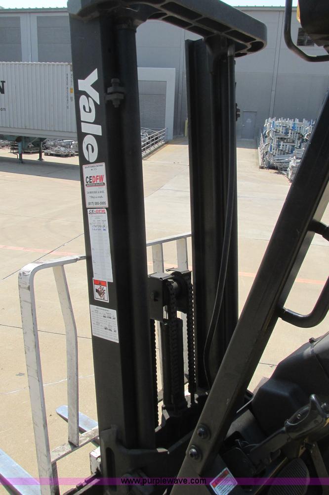 image for item I3492 Yale forklift