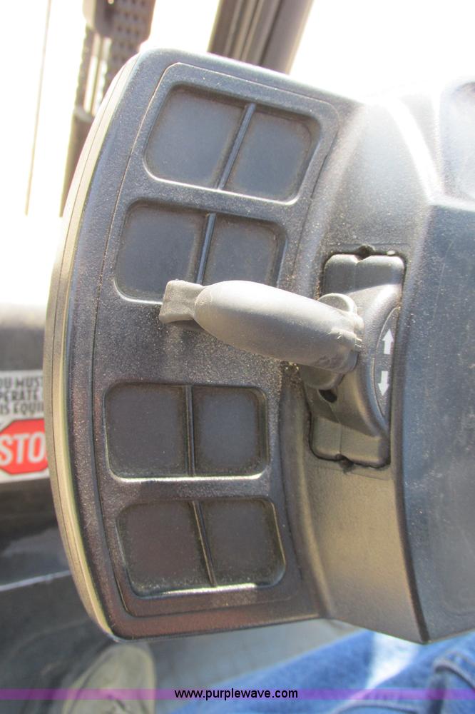 image for item I3493 Yale forklift