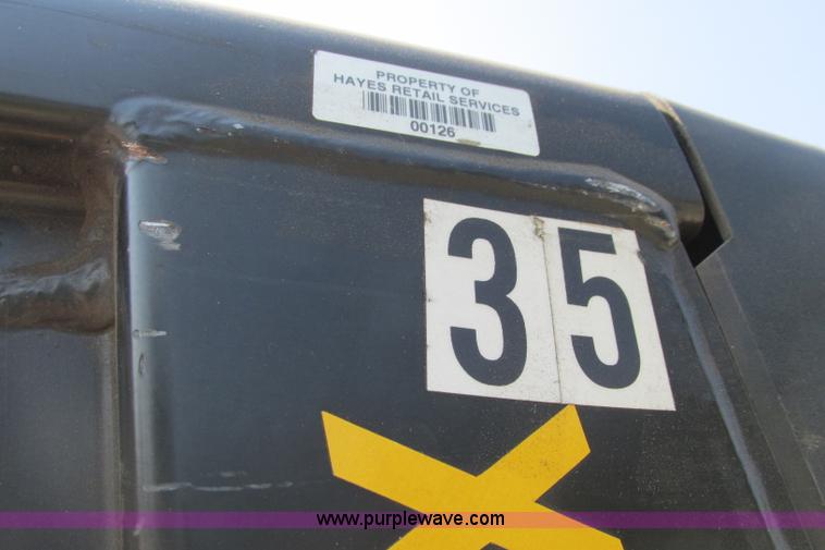 image for item I3493 Yale forklift