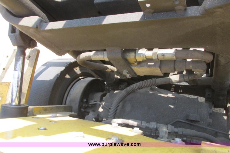 image for item I3493 Yale forklift