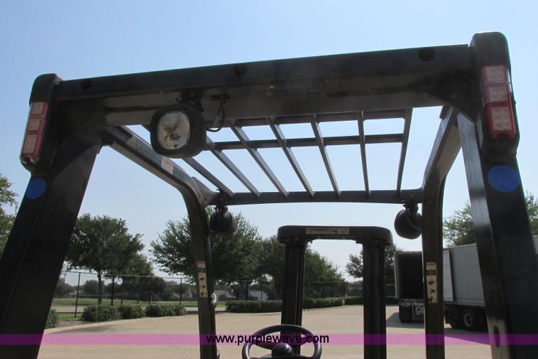 image for item I3493 Yale forklift