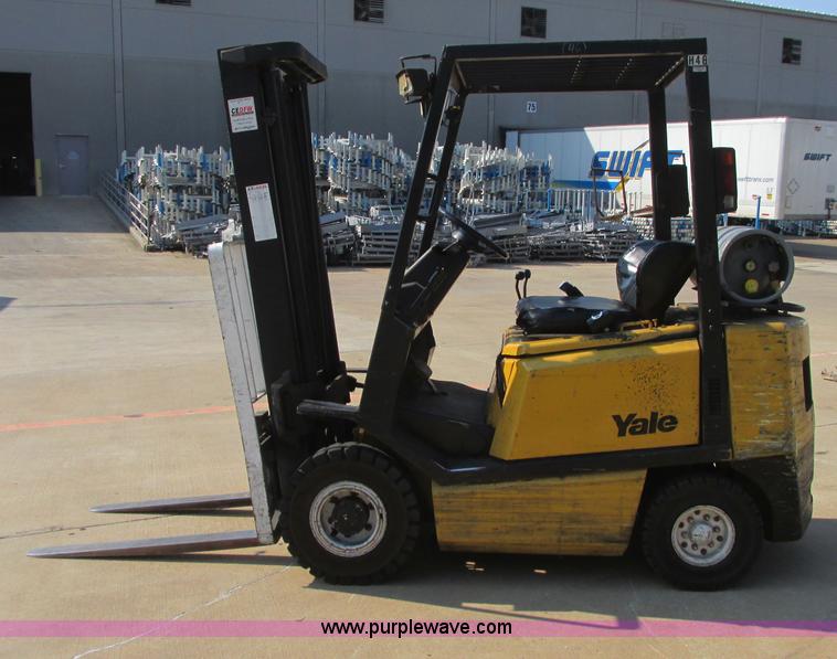 image for item I3494 Yale forklift