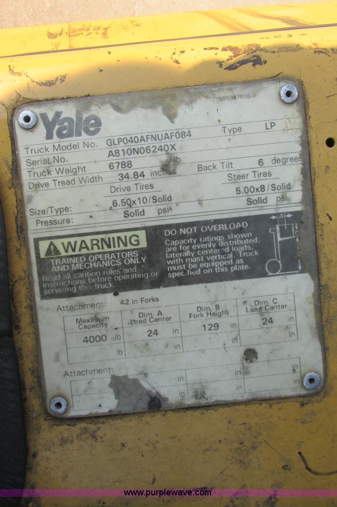 image for item I3494 Yale forklift