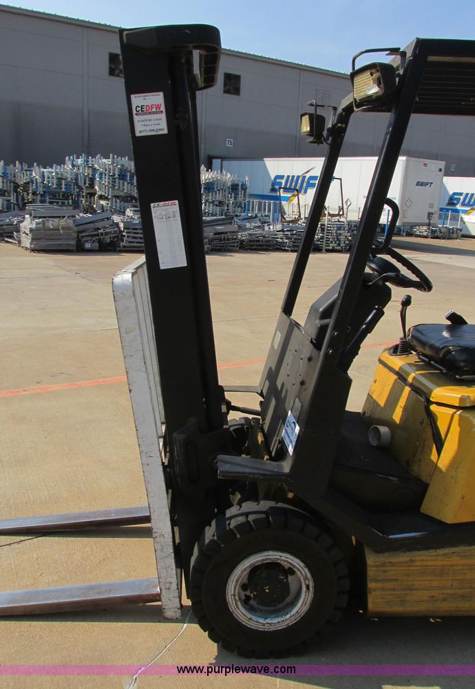 image for item I3494 Yale forklift