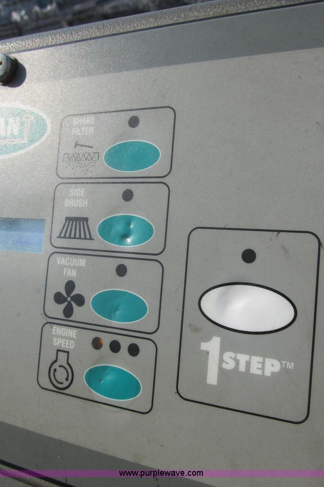 image for item I3495 Tennant 6650XS ride-on sweeper