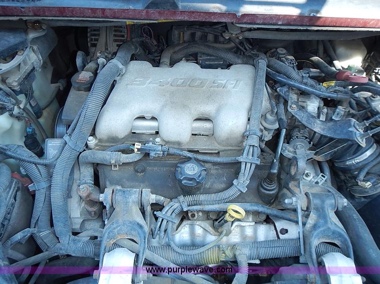 image for item I3557 2000 Chevrolet Venture LS van