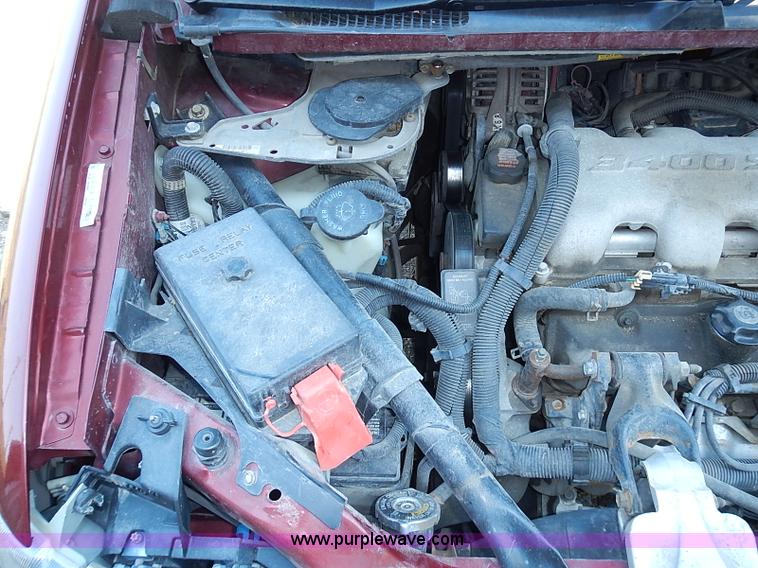 image for item I3557 2000 Chevrolet Venture LS van