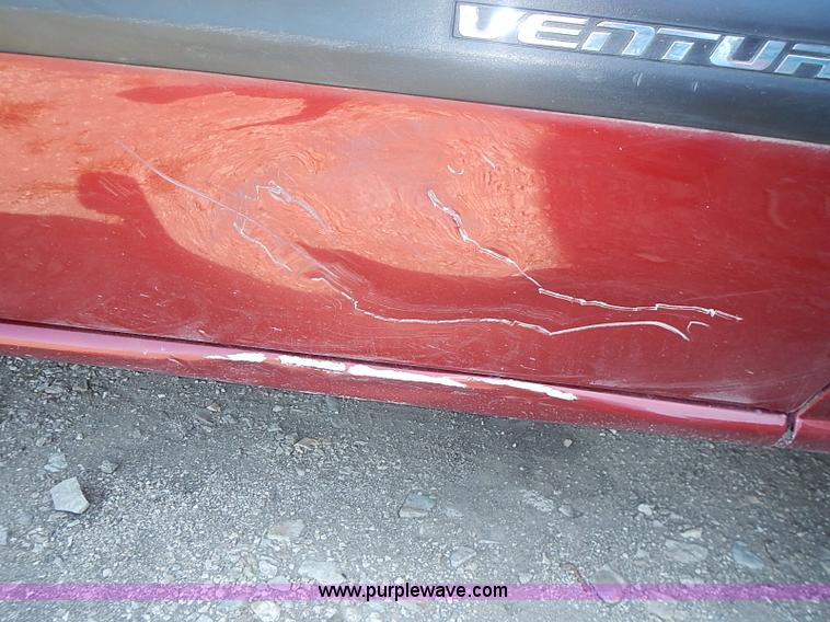 image for item I3557 2000 Chevrolet Venture LS van