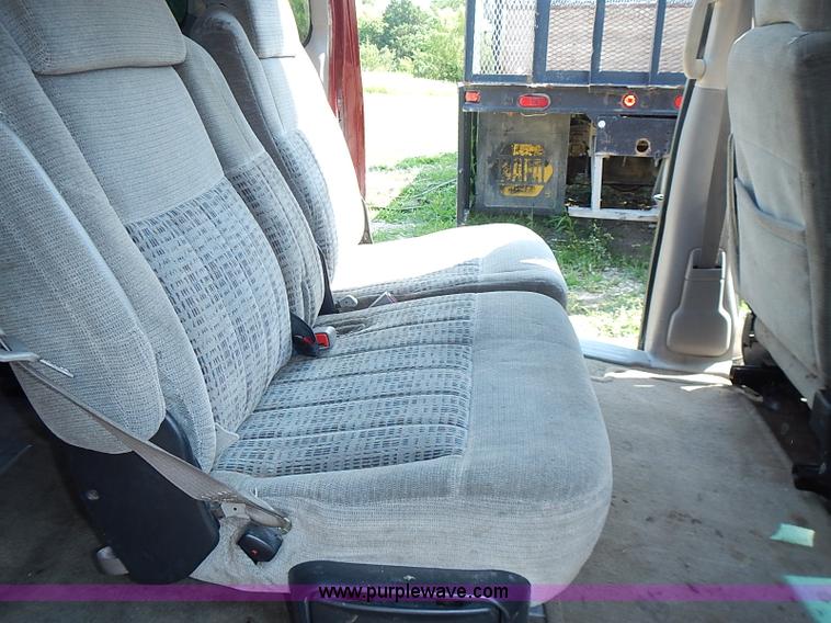 image for item I3557 2000 Chevrolet Venture LS van