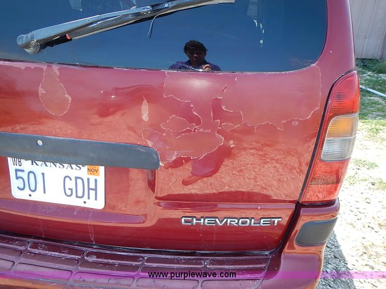 image for item I3557 2000 Chevrolet Venture LS van